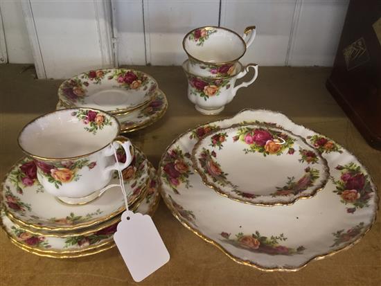 Part Old Country Rose teaset